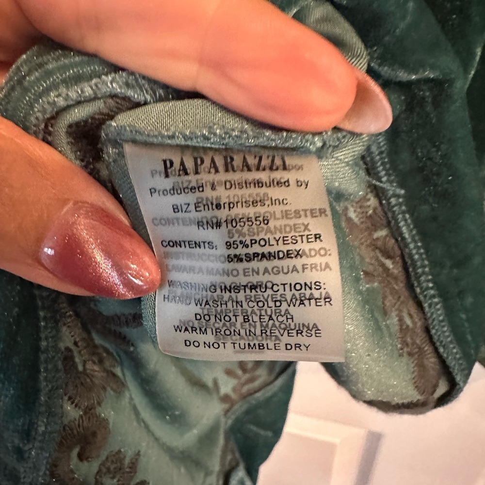 Gorgeous Embroidered Velvet Open Front Cardigan - Deep green/Teal, XL - Picture 7 of 8